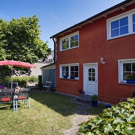 Zentral Aber Ruhig, Terrasse Mit Viel Gruen - Strandnahes Ferienhaus Luki Гёрен Экстерьер фото