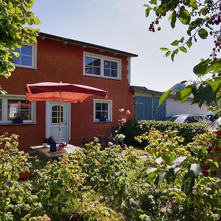 Zentral Aber Ruhig, Terrasse Mit Viel Gruen - Strandnahes Ferienhaus Luki Гёрен Экстерьер фото