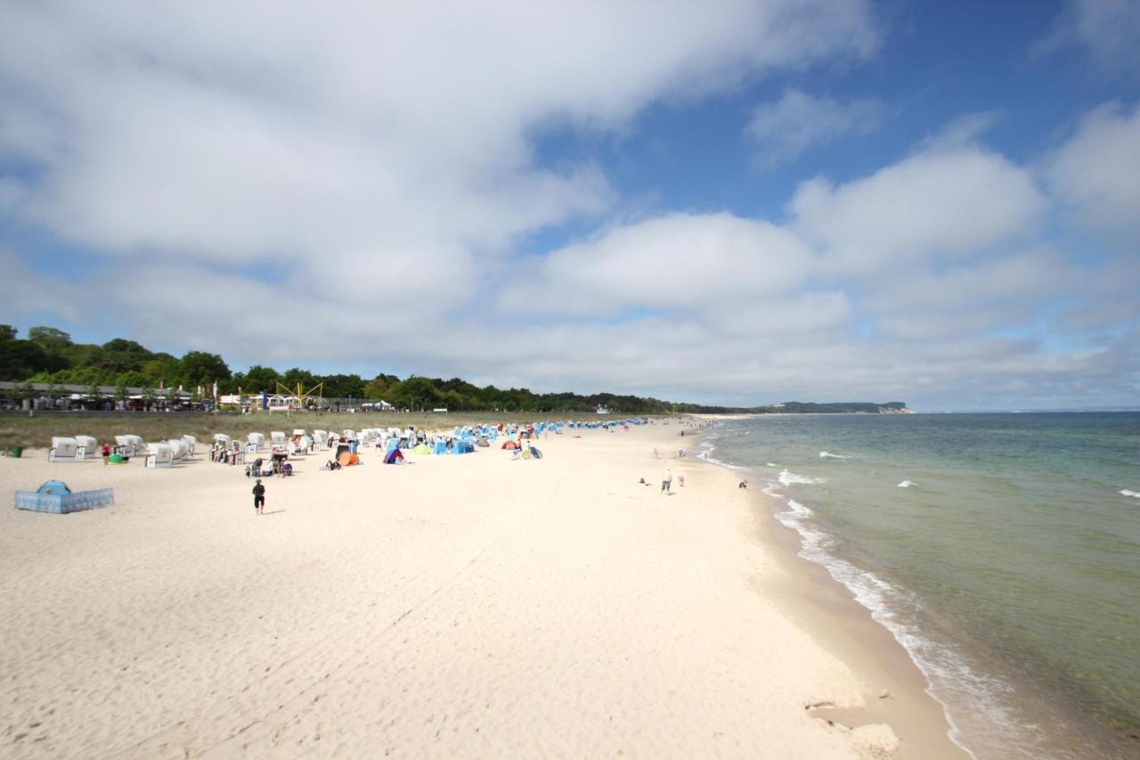 Zentral Aber Ruhig, Terrasse Mit Viel Gruen - Strandnahes Ferienhaus Luki Гёрен Экстерьер фото