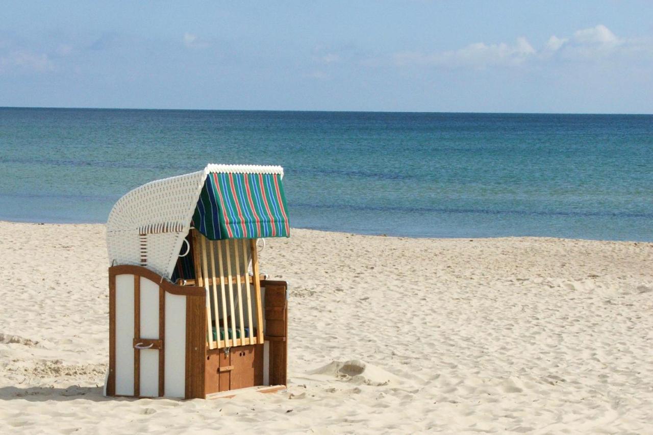 Zentral Aber Ruhig, Terrasse Mit Viel Gruen - Strandnahes Ferienhaus Luki Гёрен Экстерьер фото